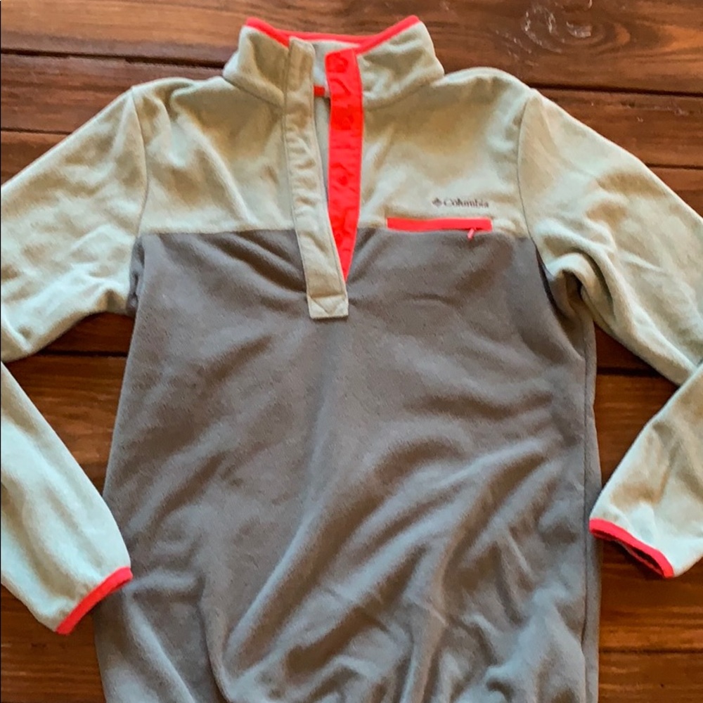Columbia Pullover - Picture 2 of 3